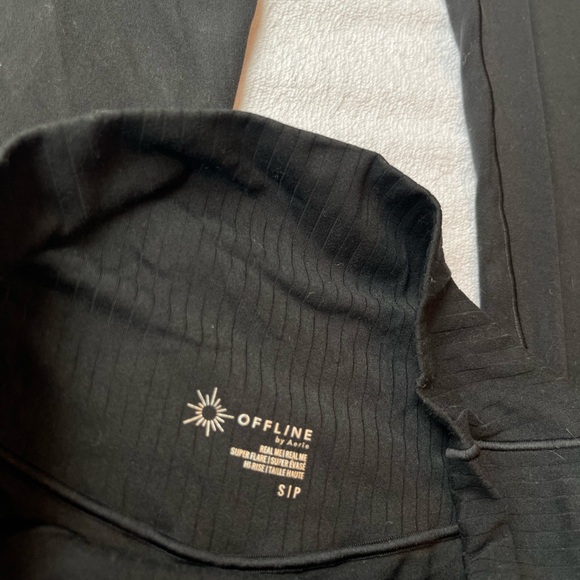 Aerie Offline Crossover Flare Leggings - Picture 2 of 3